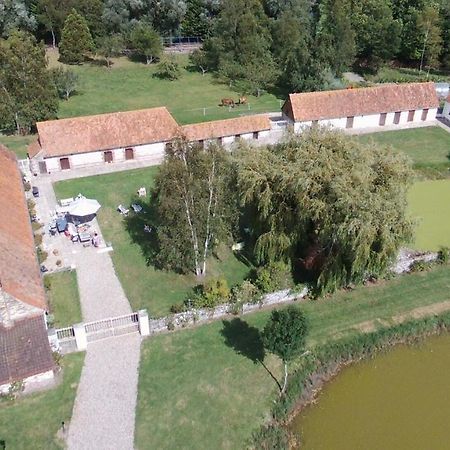 Les Portes Des Froises Saint-Quentin-en-Tourmont Kültér fotó