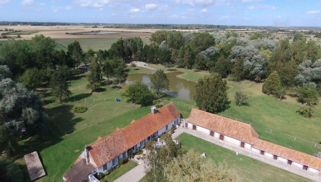 Les Portes Des Froises Saint-Quentin-en-Tourmont Kültér fotó