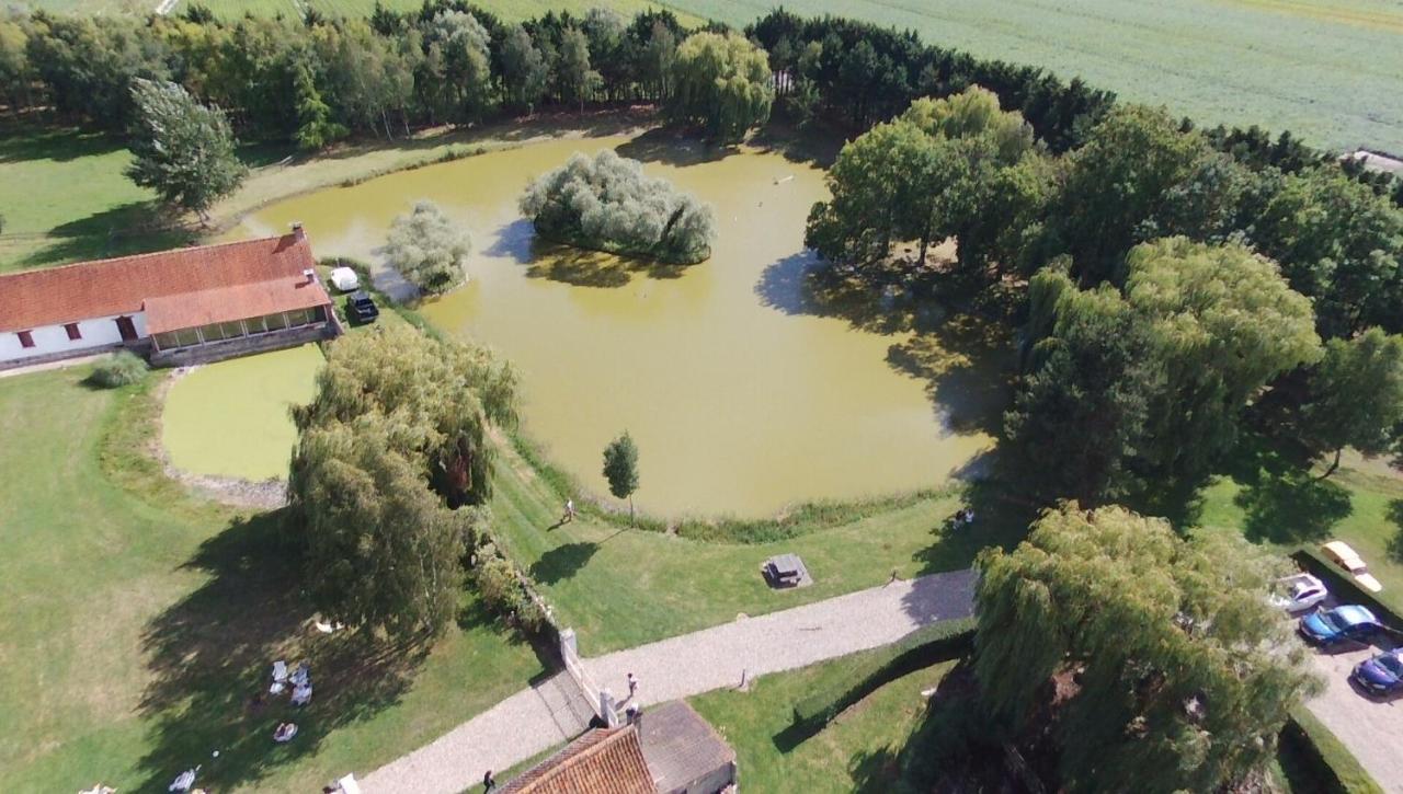 Les Portes Des Froises Saint-Quentin-en-Tourmont Kültér fotó