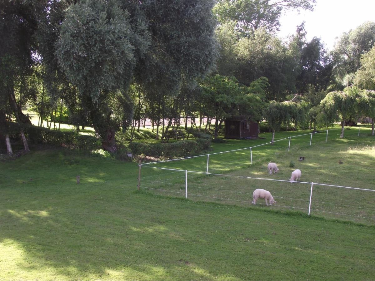 Les Portes Des Froises Saint-Quentin-en-Tourmont Kültér fotó